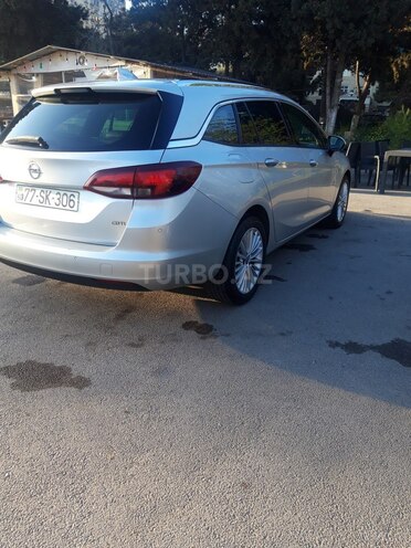 Opel Astra-3