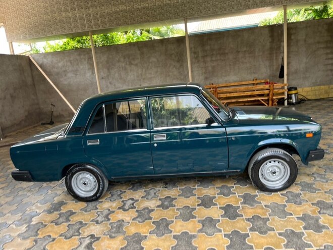 LADA (VAZ) 2107-8