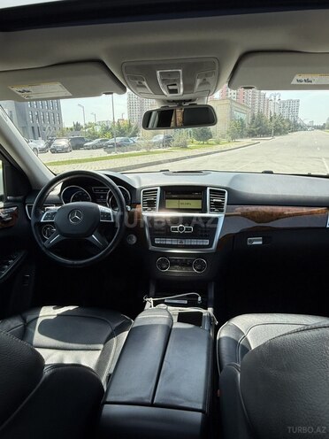 Mercedes ML 350 4MATIC 2012, 195,000 km - 3.5 l - Bakı