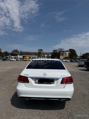Mercedes E 220-5