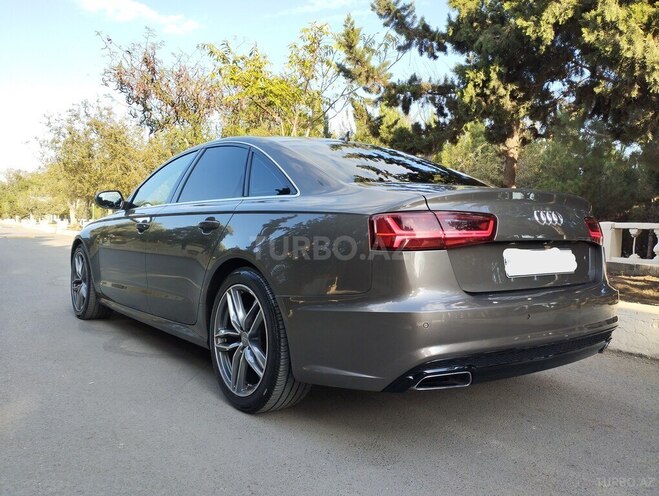 Audi A6-5