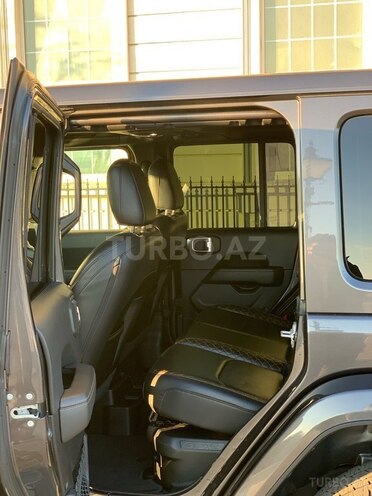 Jeep Wrangler-7