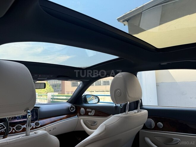 Mercedes E 350-10