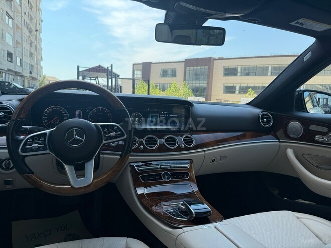 Mercedes E 350-3