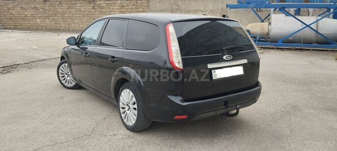 Ford Focus-6