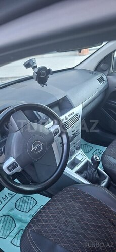 Opel Astra-3