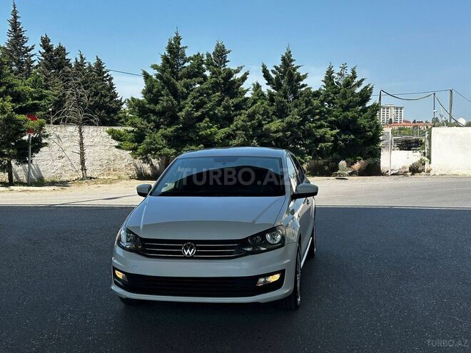 Volkswagen Polo 2018, 124,000 km - 1.6 l - Bakı