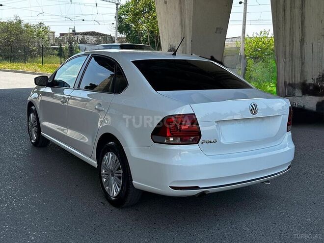 Volkswagen Polo 2018, 124,000 km - 1.6 l - Bakı