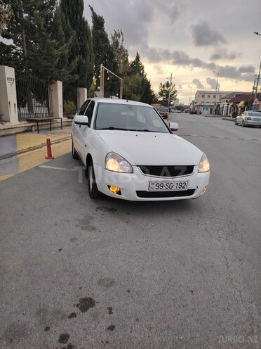LADA (VAZ) Priora-1