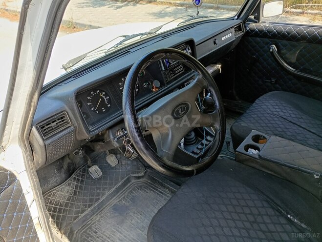 LADA (VAZ) 2107-5