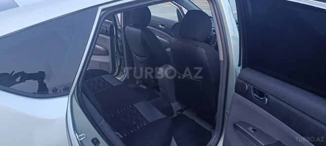 Toyota Prius-6