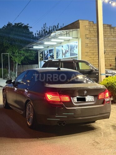 BMW 528-8