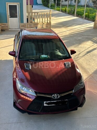 Toyota Camry-9