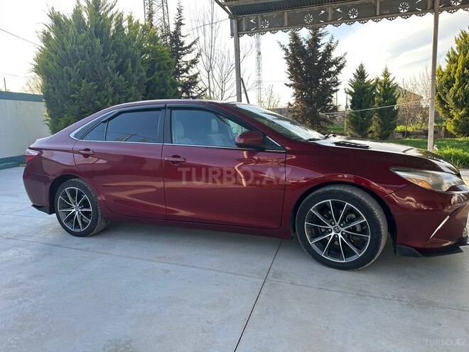 Toyota Camry-15