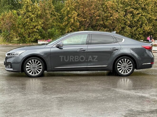 Kia K7-3