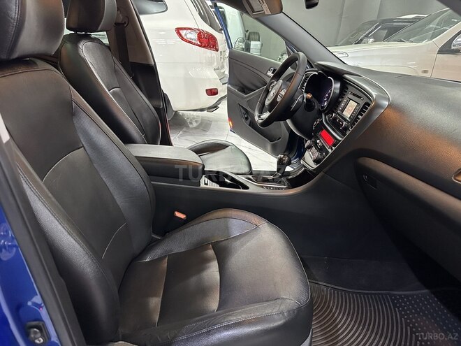 Kia Optima-13