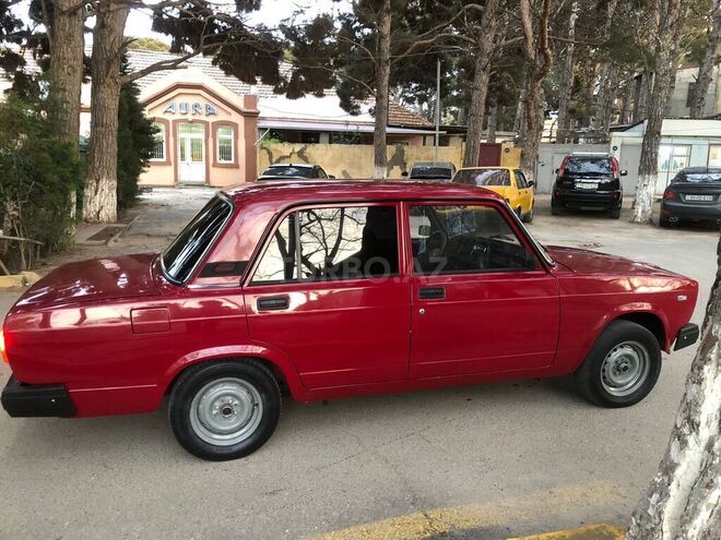 LADA (VAZ) 2107-4