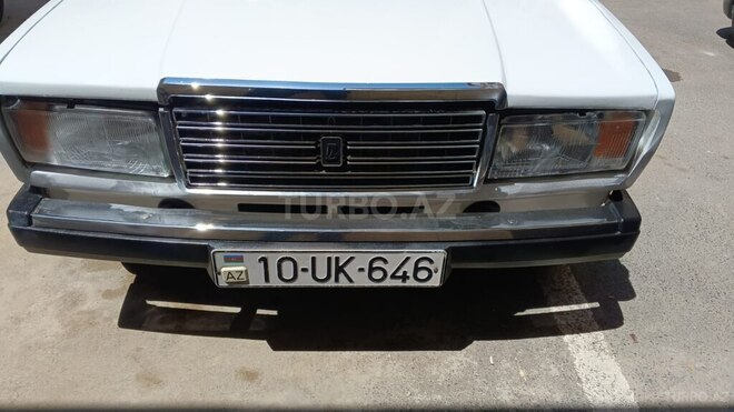 LADA (VAZ) 2107-2