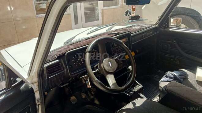 LADA (VAZ) 2107-10