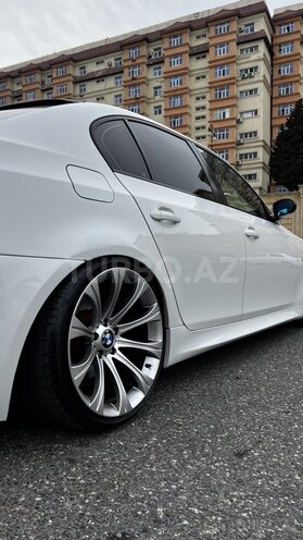 BMW 525-21