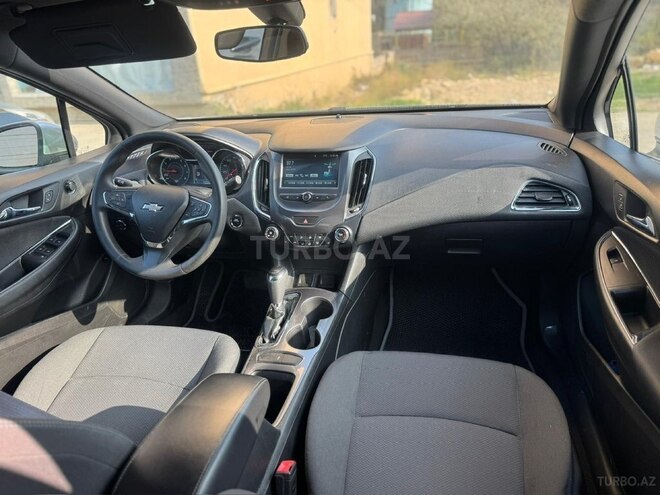 Chevrolet Cruze-5