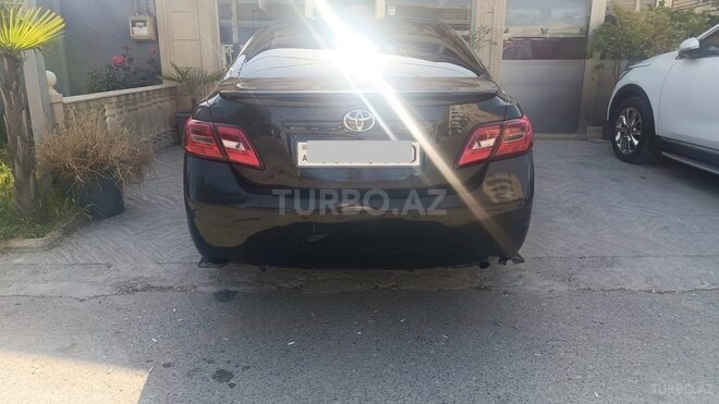 Toyota Camry-5