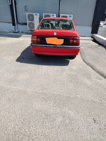 Opel Vectra-8