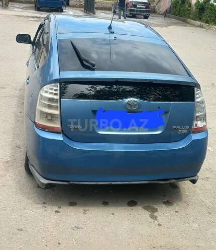 Toyota Prius-2