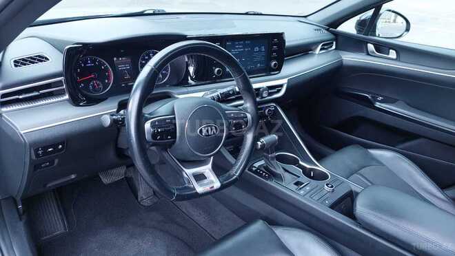 Kia K5-10