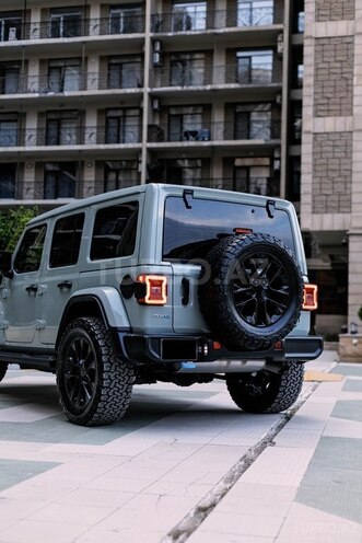 Jeep Wrangler-16