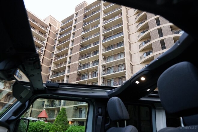 Jeep Wrangler-11