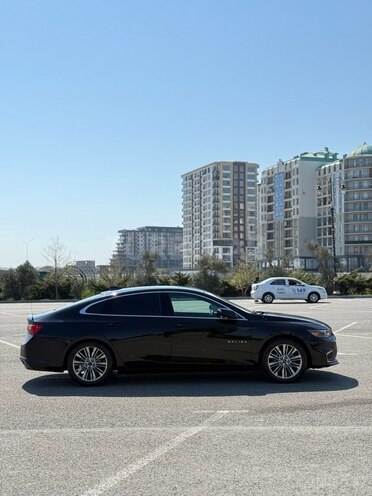 Chevrolet Malibu-8