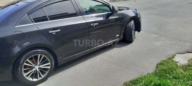 Chevrolet Cruze-9