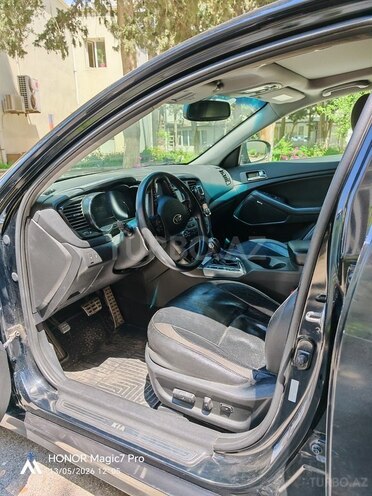 Kia Optima-12