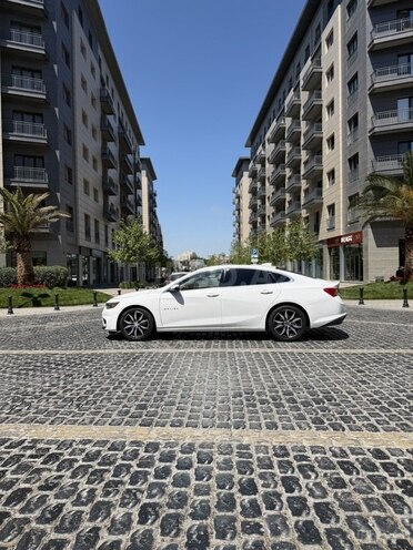 Chevrolet Malibu-4