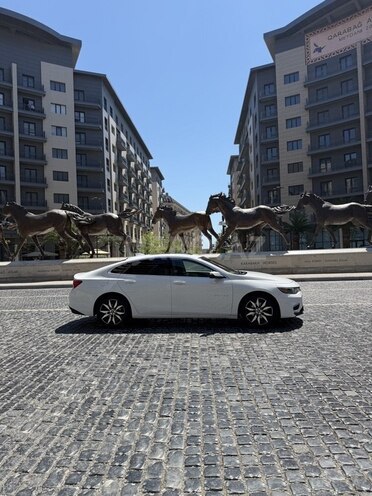 Chevrolet Malibu-7