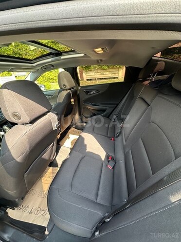 Chevrolet Malibu-12