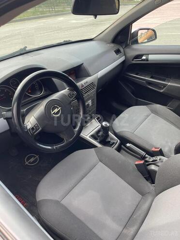 Opel Astra-10