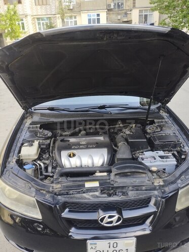 Hyundai Sonata-4