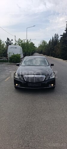 Mercedes E 250-1