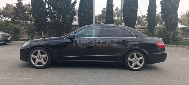 Mercedes E 250-6