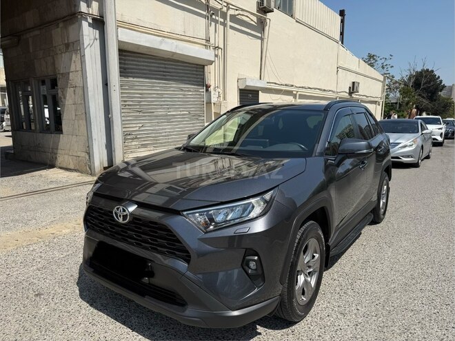 Toyota RAV4-2