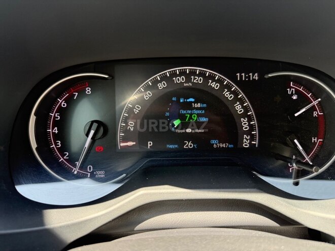 Toyota RAV4-9