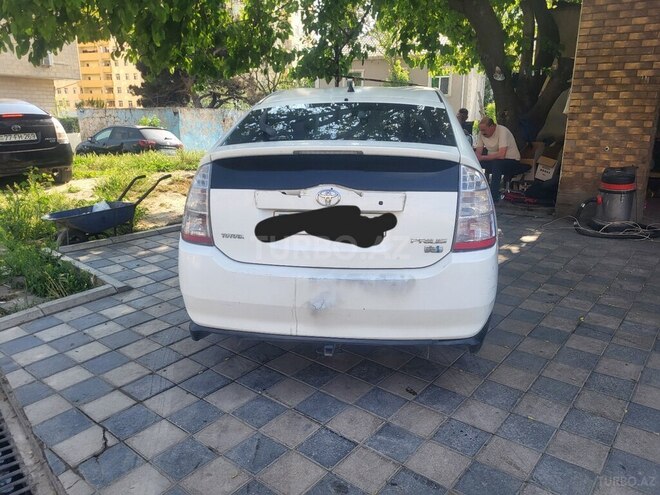 Toyota Prius-6