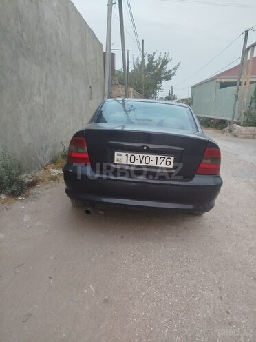 Opel Vectra-2