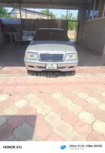 Mercedes C 200-1