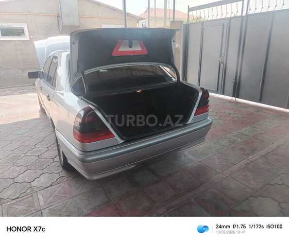 Mercedes C 200-7