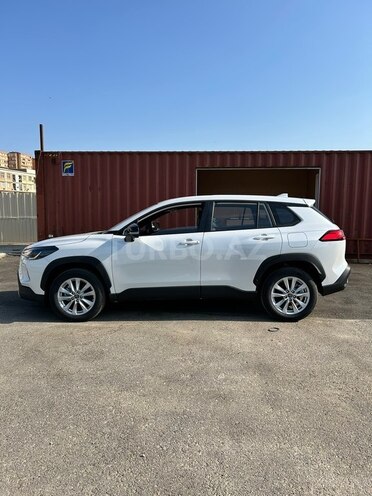 Toyota Corolla Cross-3