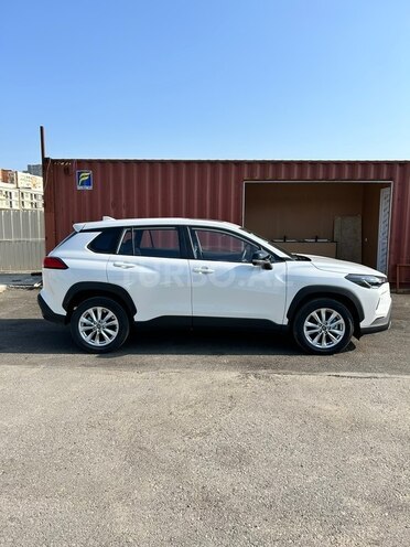Toyota Corolla Cross-4