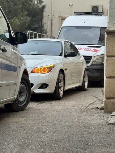 BMW 525-13